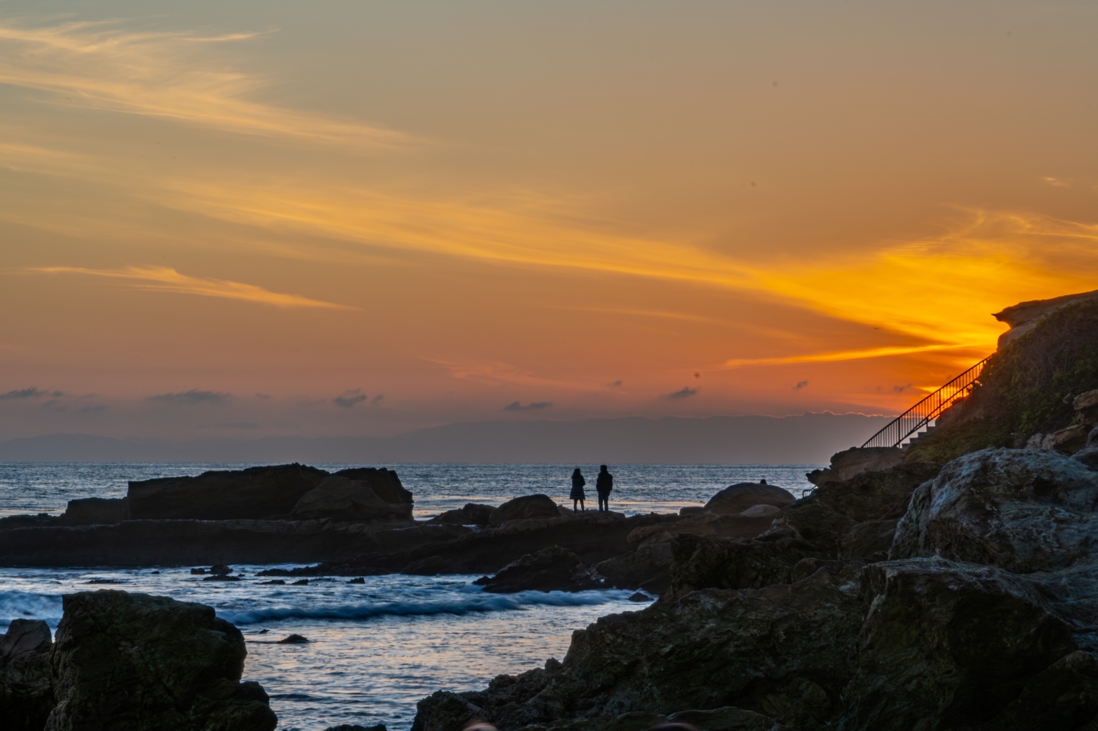 Sunset w-2 people - Heisler Park - small.jpg