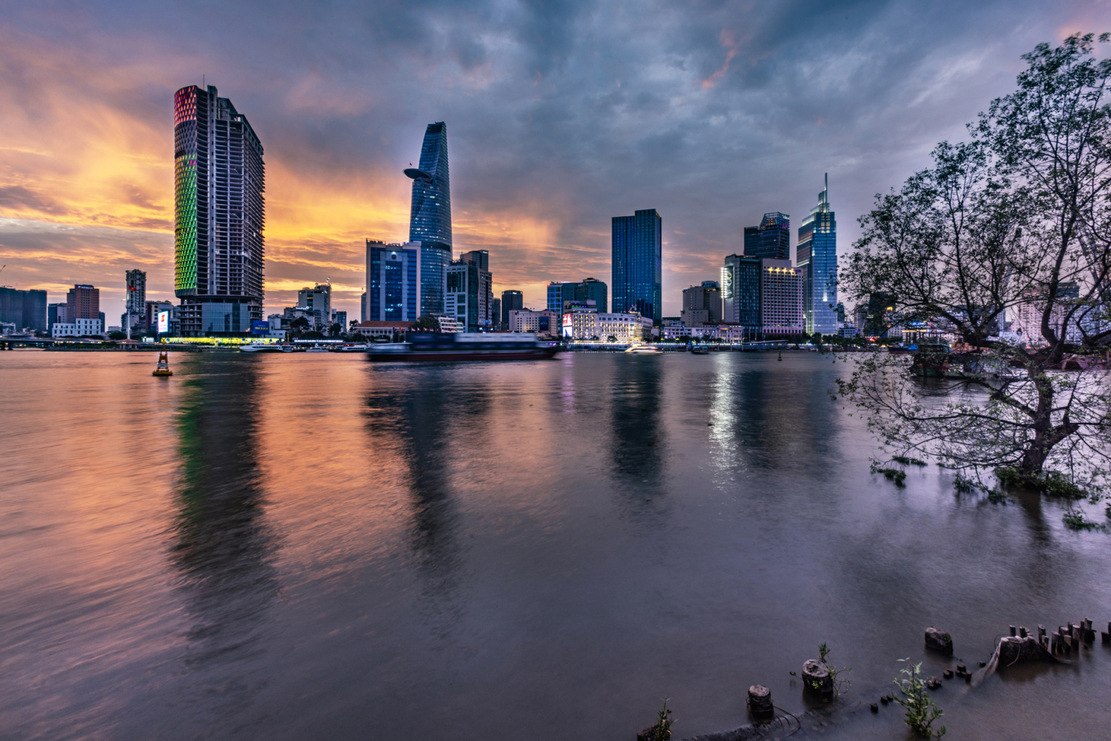0N5A4678_1_1_6_Sj.jpg